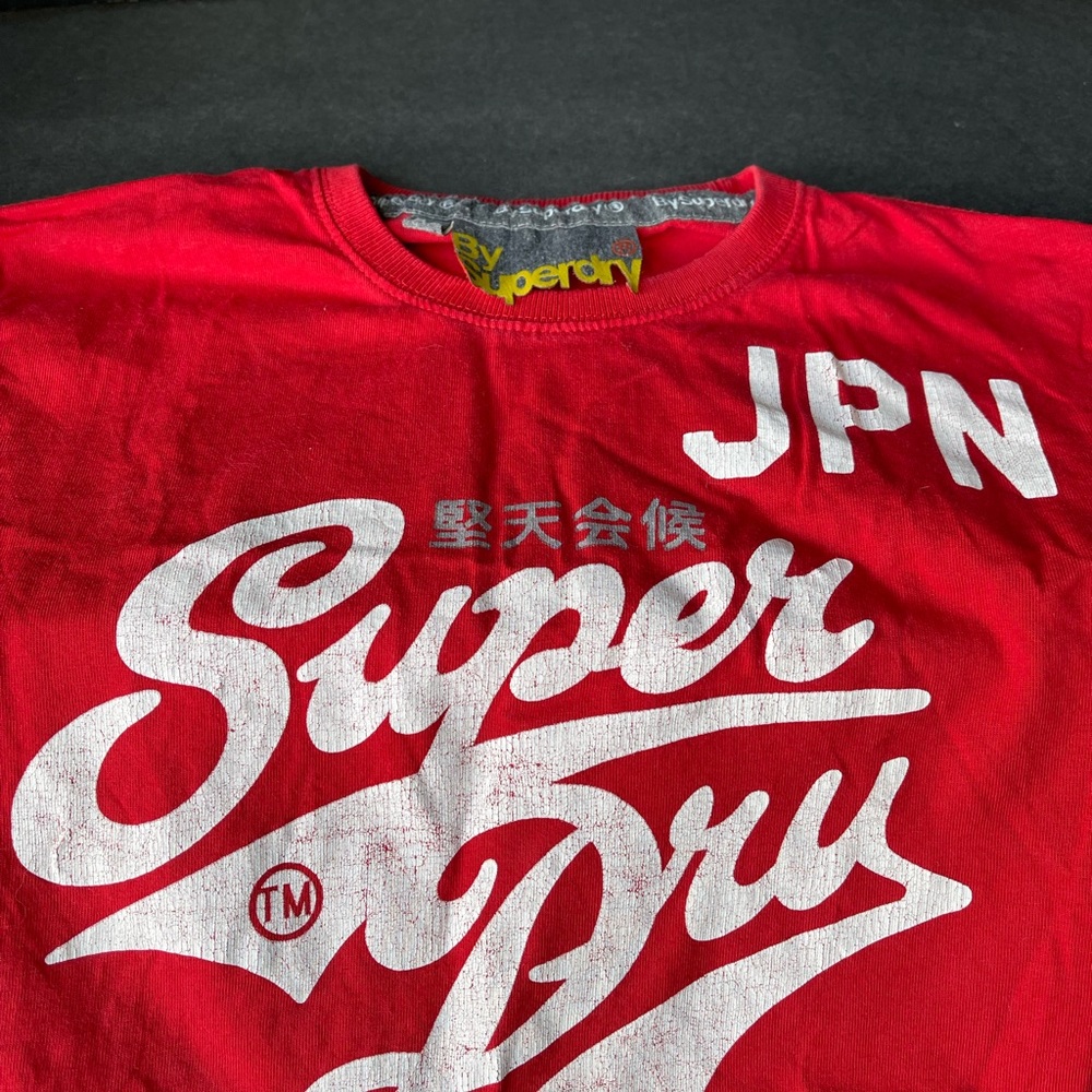 Vintage super dry brand red short sleeve women’s medium tee